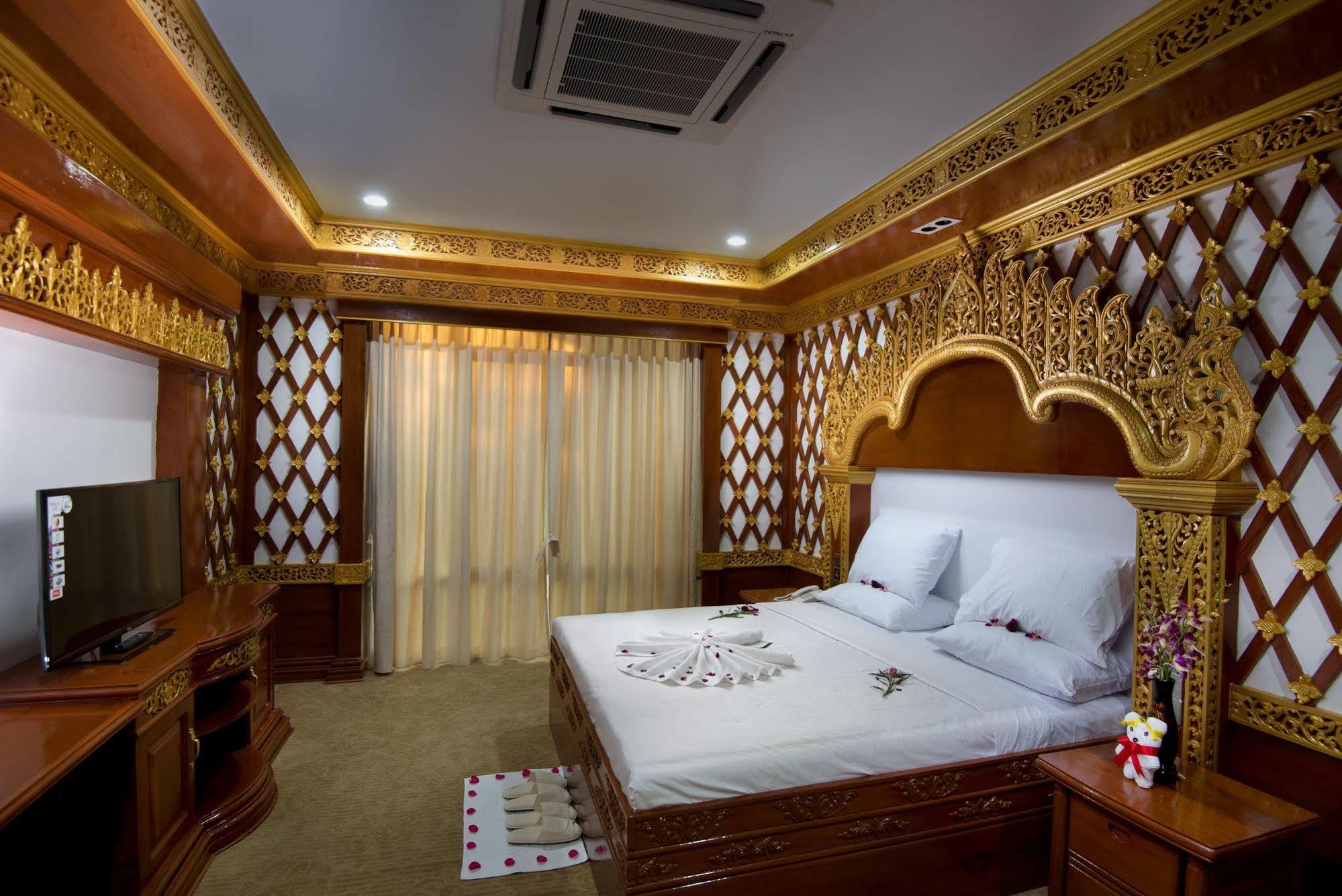Su Tine San Royal Palace Hotel Баган Экстерьер фото